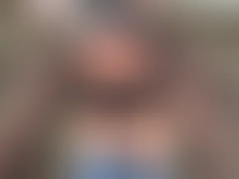 Guten Morgen, ich will vor die Knien 😛 😛 hast du was für mich?