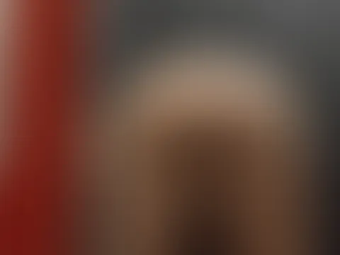 gezeichnet, geschändet, geschlagen und geil wie immer <3 das letzte Jahr war ganz schön schmerzvoll <3