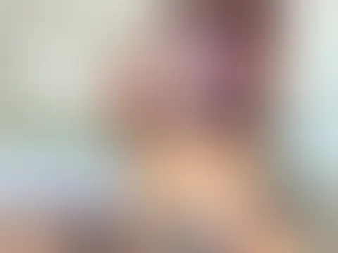 Schau mal im Feed , heute kommen drei Teile online für Abonnenten 😜 ich nehme euch mit auf meine Lieblingsbeschäftigung 😈😜🫶🏼