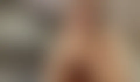 Heute habe ich Plätzchen gebacken, Zimtsterne ❤️🤤 Da musste ich natürlich ein bisschen vom Eischnee naschen.. !😏 Irgendwie war ich den ganzen Tag schon ein bisschen geil 😝 Leider lässt meine EIS B