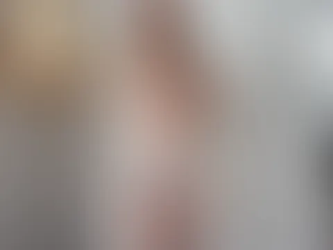 OMG! Ich habe es getan… Ich zeige mich das erste Mal ganz nackt!