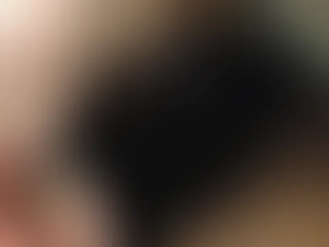 Was aus dem Archiv 😅 Müsste 2019 oder 2020 gewesen sein☺️ Ein reaktiv spontanes Date über Insta in Hamburg! Im Nebenzimmer waren seine Eltern haha Hat mir aber schön in Mund gesaftet 😜💦 (Video 1:3