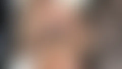 2 sexy nude photos showing her face😈💦