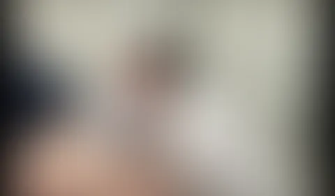 Ich liebe es, süße Momente zu genießen... 🍭 Und ja, ich habe ein sehr interessantes Video – wenn du möchtest, kann ich es teilen 😉