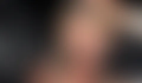Ich lutsche meinen Freund nach meinem One-Night-Stand :P Nach meinem One-Night-Stand hat mein Freund mich mit dem Auto abgeholt... als kleines Dankeschön hab ich direkt bei ihm weitergemacht. Mein Ges