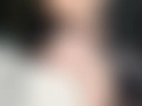 Ich will um den Verstand gebracht werden. Bist du der richtige? Dann komm und mach mich süchtig nach dir!🔥💋