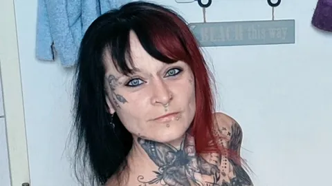 The squirting dildo fucks me hard until I s****t