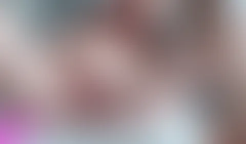 Ich liebe es....💞.....mit meinem Vibrator zu spielen und was im A***h zu haben 🥵....schau es dir an 🔥