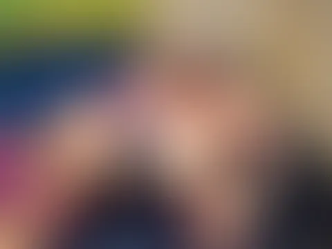 Sag ehrlich... würdest du mich am liebsten nur anschauen, oder auch gerne mal anfassen? 😈 Hab nen geilen Mittwoch - heute Abend kommt frischer, heißer Content online 🥵😉