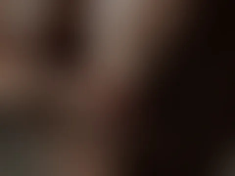 Öl auf meinen Titten – und nichts dazwischen😈💧