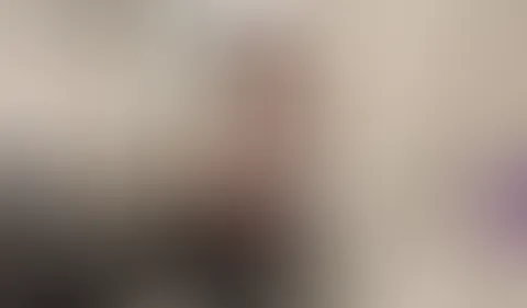 Heute musste ich den göttlichen tropfen auf den Dildo spritzen đŠđŒ
