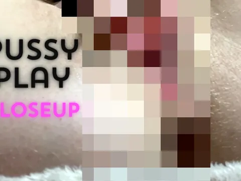 Fingering masturbation close up