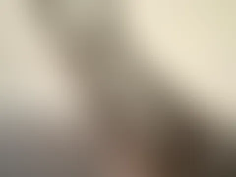 Schwarz, Spitze und viel zu viel Zeit... 😉 Wer von euch traut sich, mir heute den Tag zu versüßen? Postfach ist offen, ich warte auf euch! 🔥