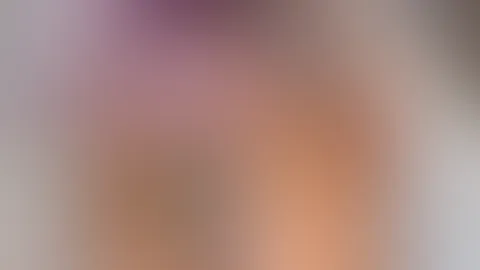 Ich will dir gerade jetzt besonders heftig den Kopf verdrehen, während du über diesen A***h sabberst. Ich liebe es, wenn du für mich durchdrehst, völlig die Orientierung verlierst und bei jedem Schnappschuss völlig ausflippst 🖤