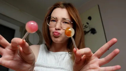 Lolly's gone wild!