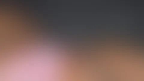 ich ziehe meinen Tanga ganz  hoch - sodass meine Schamlippen seitlich herausgucken 👀🔞 - ups meine P***y ist so feucht gerade 😍💦