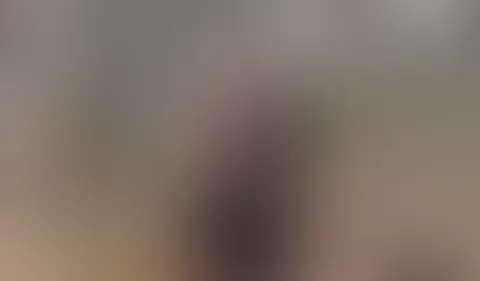 Wurde ich gesehen!? MUTPROBE! Im Wald meine P*ssy präsentiert… 🤫