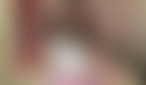 OMG! Mein erstes Mal ganz nackt! Ich war soooo nervös! Hi du, ich weiß gar nicht ob du es merkst, aber ich war so unglaublich nervös vor und während dem Videodreh. Warum?  Weil ich so viel erzählen wo