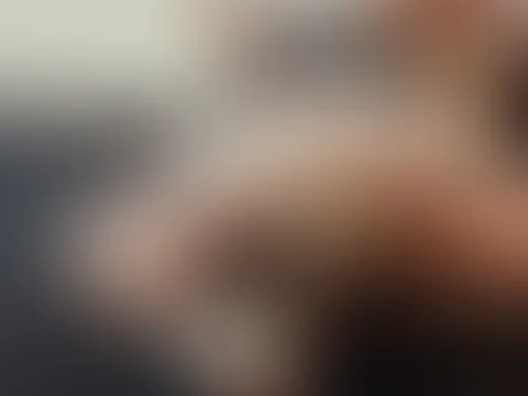 Ich ließ mich vögeln, von hinten, so richtig tief, und in mich hinein spritzen