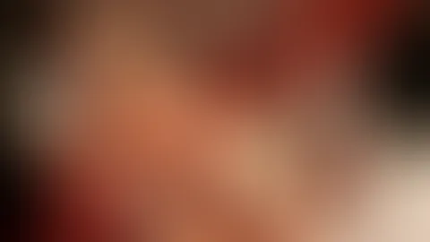 Siehst du das kleine Geldbündel, das in meinen Strümpfen steckt? 😏