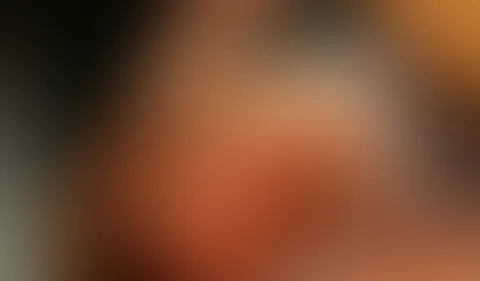 Giving head while webcamming