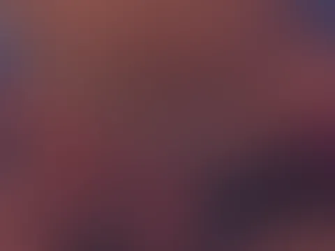 Nahaufnahme von einem F**k ihrer M****i mit zwei Vibratoren