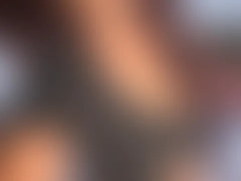 🖤 Ein Blick genügt, um neugierig zu machen… Der Rest wartet auf meiner Seite. Komm vorbei und entdecke mehr. 😘✨
