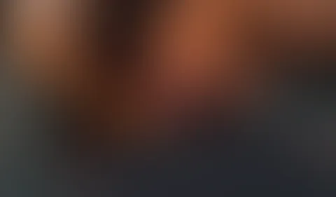Beim Shooting in Berlin hat unser Model Katja alles gegeben die Passanten die uns am Fenster gesehen haben waren garantiert von ihrem Talent genauso begeistert wie ich.