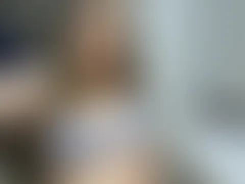 😈