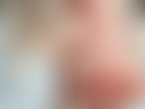 Ich gebe Blowjobs und erweitere Löcher