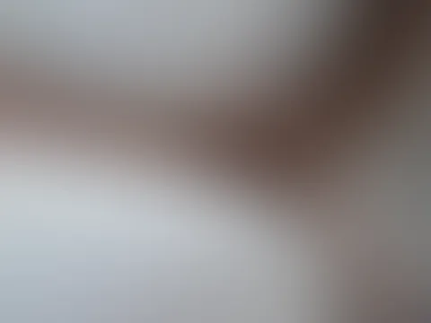 Lust dein harten schwarz zwischen mein geilen dicken titten zu schieben ? 🫢