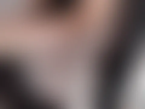 Im Bett warte ich auf dich mit heißen Dessous
