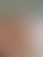 Rotes Höschen, roter Plug, rote Herzchen auf meinem A***h. Fehlt eigentlich nur noch ein saftiger roter Handabdruck💥🔥
