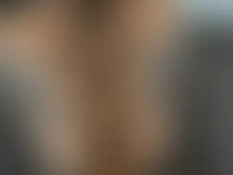 Meine absolute Lieblings F**k Position ist Doggy😜 Ich liebe es wenn ich von hinten gef**kt werde! Schaut wie ich dabei abgehe und wie cremig meine Löcher schon sind😋♥️ Geiles Wochenende euch allen �
