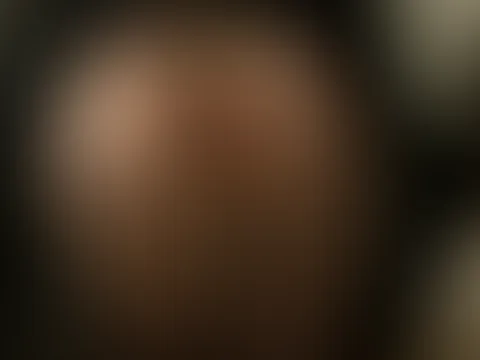 😈