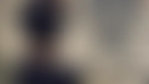🖤 Schwarz steht mir doch, oder? 😏