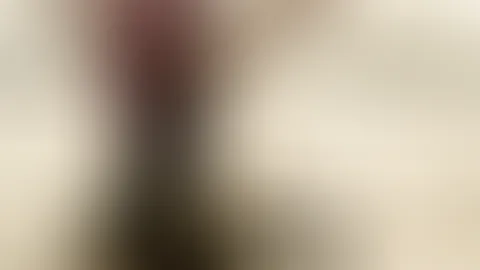 Freiheit bedeutet für mich manchmal auch, ein bisschen mehr von mir zu zeigen... 😏  (Für meine Abonnenten 🤫)