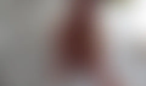 Heute geht es heiß her! Ich entscheide wie du w***st und wann du spritzen darfst ;) Im sexy WetlookOutfit verführe ich dich und lass dein Sch*** pulsieren! Nur zu, trau dich und schau ob du es bis zum
