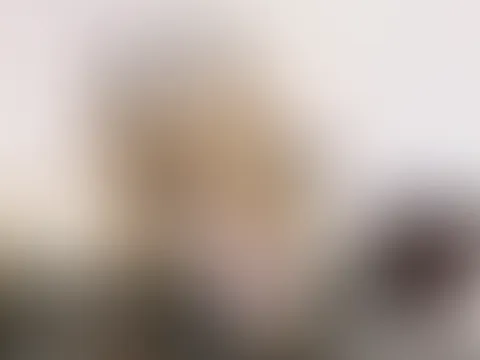 Teenyh**en! So bekommen wir ihren Steifpapi rum...