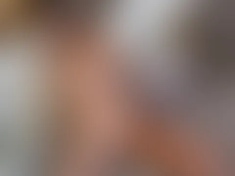 🥳