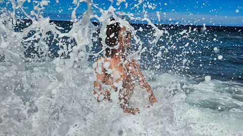 A hot, steamy day at the beach 🌞