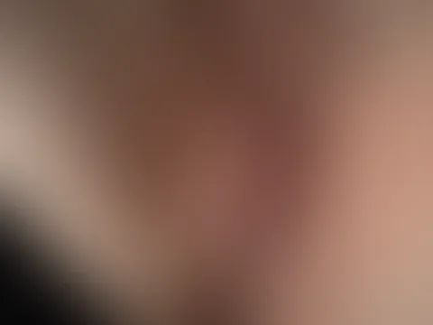 Würde gerne mal wieder eine Zunge spüren,vielleicht deine?