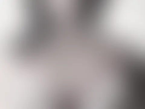 Spielst du mir an den Titten? 😈