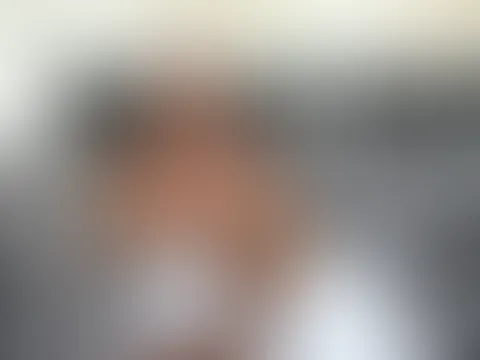 😈