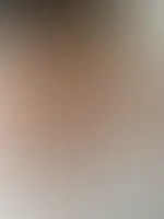Praller A***h und nackte Fußsohlen..