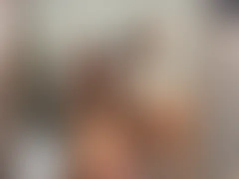 Im Feed oder im Chat gibt es dieses Bild unzensiert 🔥