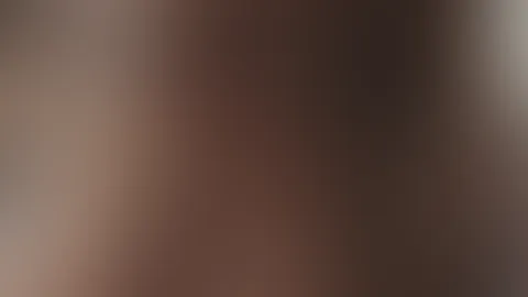 Da fallen sie ja gleich raus…huch 🤭