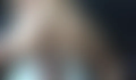 Große Dildo reiten