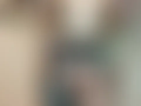 Wie steht ihr eigentlich zu Nylons bzw Strumpfhosen?? Jemand Bock drauf? Gibts Liebhaber hier??😋😁 Ich trage die sehr gerne, am liebsten ohne Höschen 😜 Kommt gut in die Woche ... Lisa🚀 💥Übrigens w