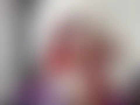 Heiße Shemale und ich p**sen einem Fan ins Maul!